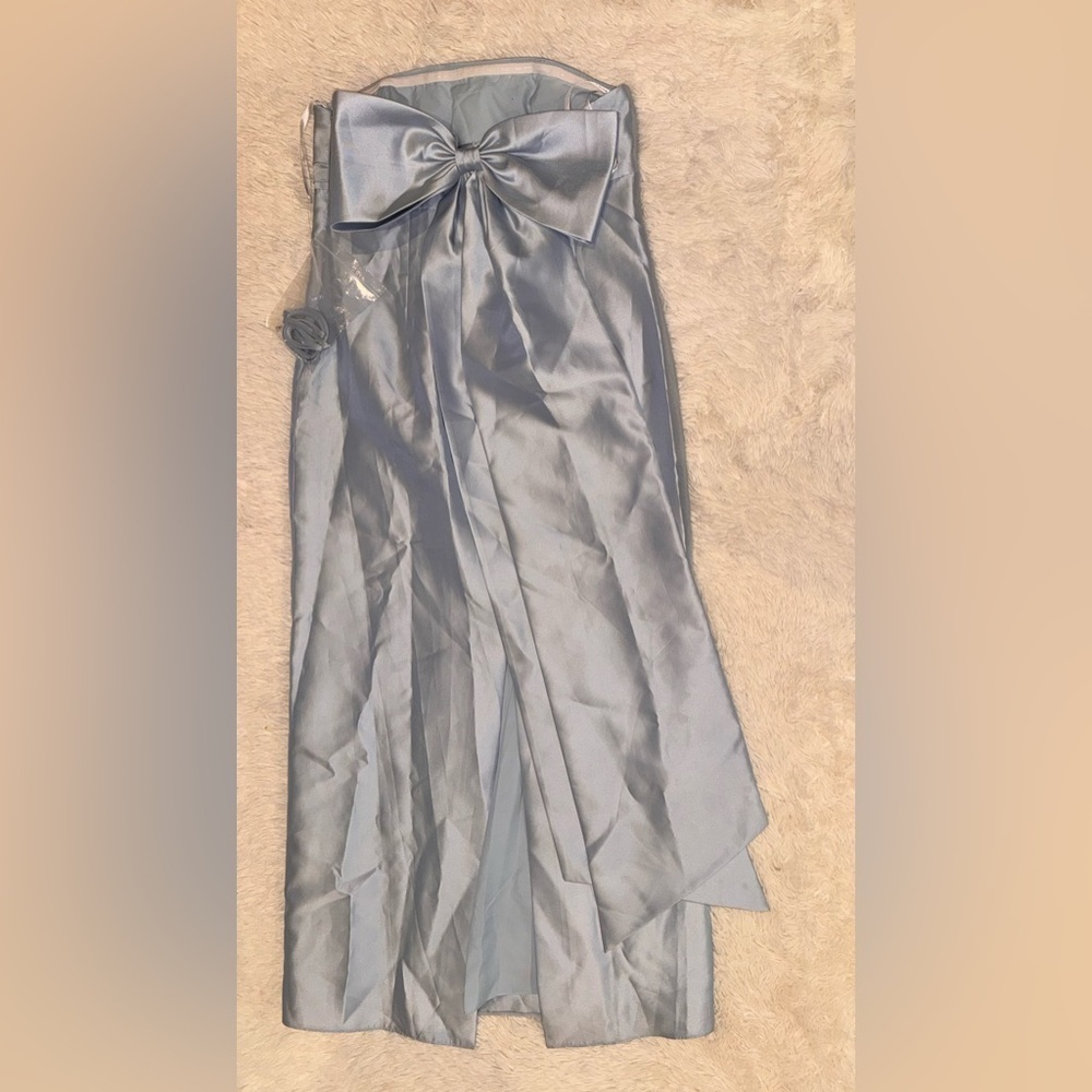 NWOT Alfred Sung MIST Strapless Bow Back Satin Column Gown Sz 16 $289 D856 - Picture 5 of 7